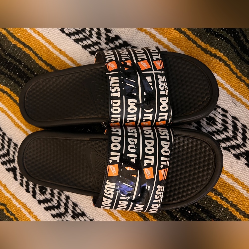 Men’s size 10 Nike just do it slides